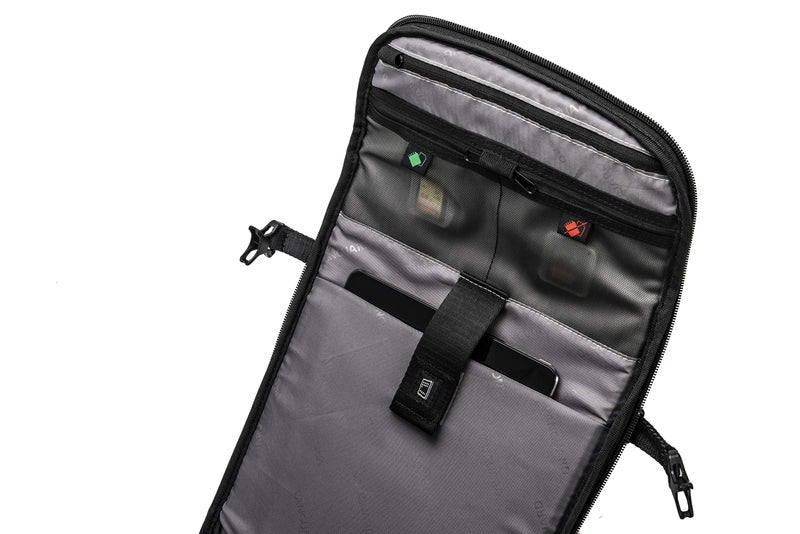 VANGUARD VEO Select 45BFM Backpack for DSLR or Mirrorless/CSC Cameras - Black - Image 3